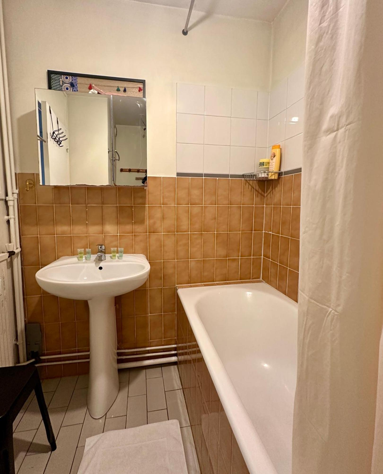 Appartamento Et Confortable Parigi